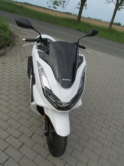 Honda PCX 125 ,r.9/2021, 2500 km - 2