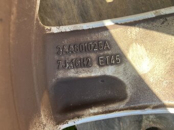 VW Škoda Seat Audi - originální alu disk 16” Barcelona - 2