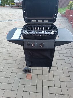 plynový zahradní gril 1x používaný, jako nový - 2