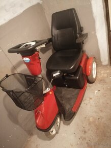 Elektrický invalidní vozík - 2