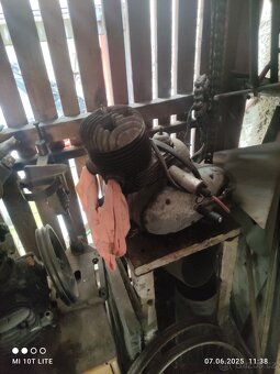 Motor y - 2
