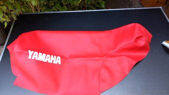 Yamaha DT 125, potah sedla, prachovky, gripy - 2