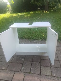 Koupelnová skříňka pod umyvadlo - 2