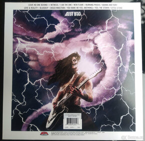 LP Dust Bolt - Sound & Fury - 2