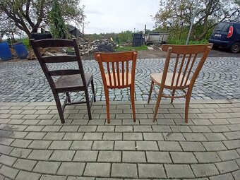 3x židle. - 2
