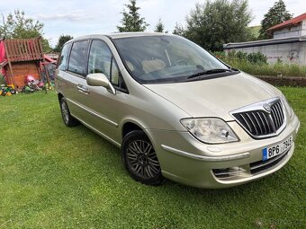 LANCIA PHEDRA 2.2 HDi Bi-turbo 125Kw - 2