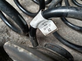 Škoda Octavia 3 zadní pružiny a tlumiče - 2