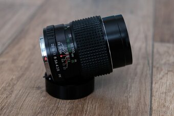 Revuenon auto 135mm f/2.8 - (Pentax K) - 2