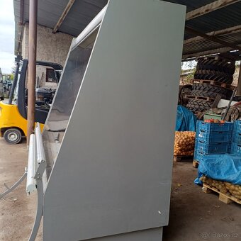 Chladící vitrína - 2