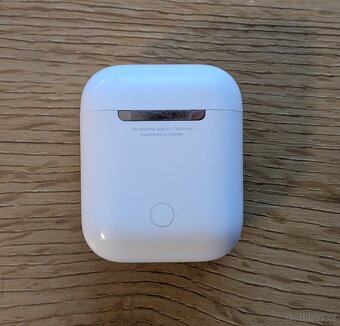 Apple AirPods pouzdro - 2
