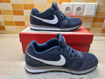 Boty Nike Md Runner 2 cena 1000,- Kč Sneakersy - 2