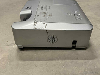 Projektor HITACHI CP-X250 - 2