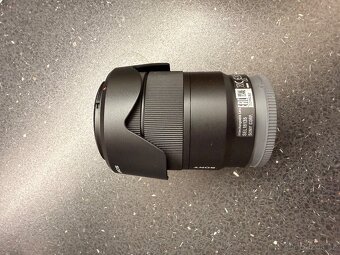 Objektiv Sony E 18-135mm f/3.5-5.6 OSS - 2