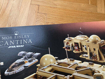 LEGO 75290 Kantýna Mos Eisley - 2