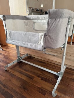 Přístavná postýlka Feedo - 2