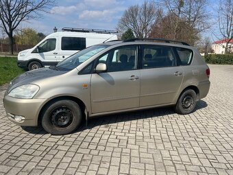 Toyota avensis - 2