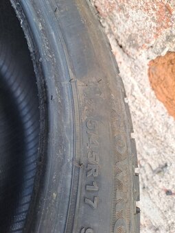 Prodam penumatiky 235/45 R17 - 2