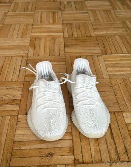 Yeezy Boost 350 v2 “Triple White” z USA - 2