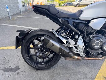 Honda CB1000R Neo Sports Café – bílá perleť, top stav - 2