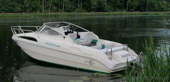 Kajutový motorový člun - 2
