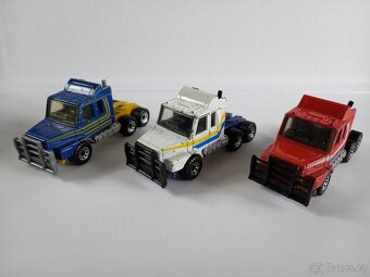 MATCHBOX CONVOY - SCANIA T142 - POZRI DETAILNÉ FOTO - 2
