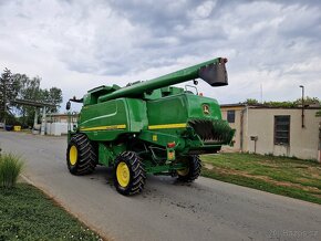 Sklízecí mlátička John Deere T660 HM - 2