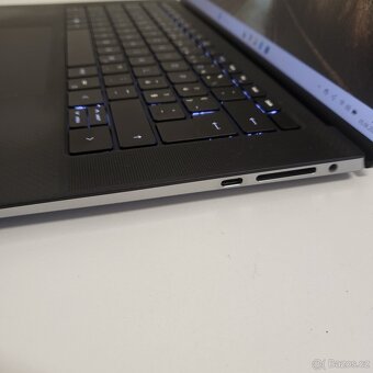 Dell Precision 5550 /i7 10.gen/T2000 Max-Q/1TB/32GB/500nit - 2