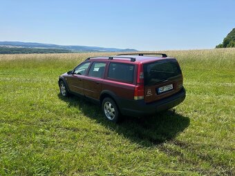 Volvo xc70 cross country 2.4 d5 awd - 2