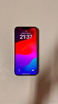 Apple iPhone 13, růžový - 2