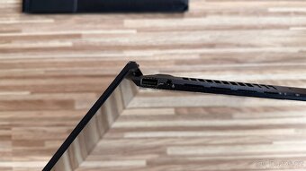Asus Zenbook 14 - 2