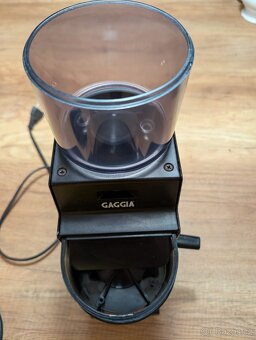 Mlýnek na kávu Gaggia MDF - 2