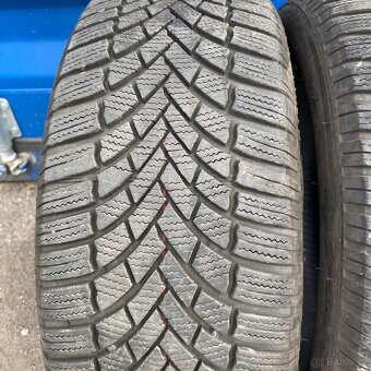 Zimní pneu 215/60 R17 100H Bridgestone 5,5mm - 2