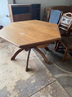 Jidelni souprava z masivu - 2