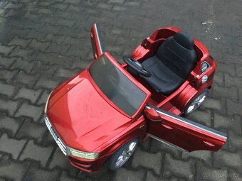 Dětské elektrické autíčko - 2