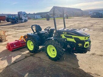 Malotraktor AGT 1060 Turbo, otočné pracoviště, 56 HP - 2