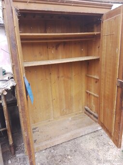 Skříň k renovaci - 2
