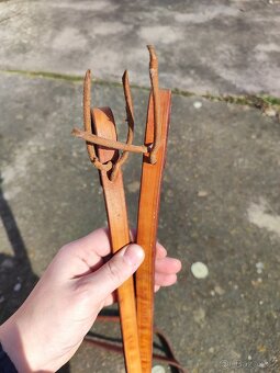 Westernové delene oteze - 2