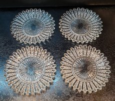 Skleněné talířky - 2