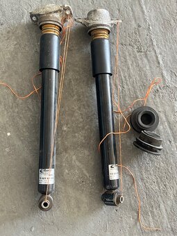 Tlumiče octavia 3 - 2