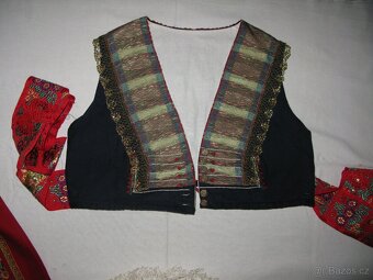 Hanácký ženský kroj - 2