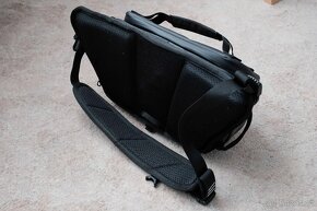 Brašna Wandrd Rogue Sling 6l + Laptop case - nová - 2