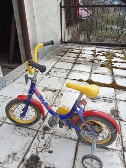 Dětské kolo s přídavnými kolečky - 2