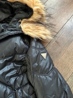 Zimní bunda Guess vel. S - 2