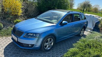 Prodáme naší Ocatavii Combi - bílá kůže, panorama, DSG - 2