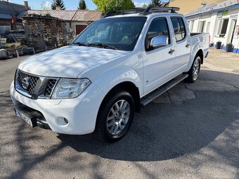 Nissan Navara 3.0 dCi V6 / 4x4 / DPH - 2