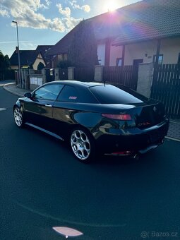 Alfa Romeo GT 3.2 V6 BUSSO - 2
