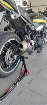Výfukový systém Yoshimura/Delkevic kompletní - 2