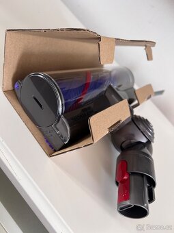 DYSON hubice na čištění koberců - 2