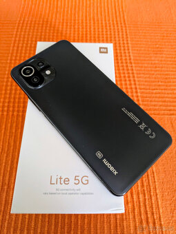 Xiaomi 11 Lite 5G, 6+128, černý, dobrý stav - 2