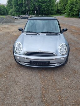 MINI COOPER R50 1,6i 85kW stříbrný - 2